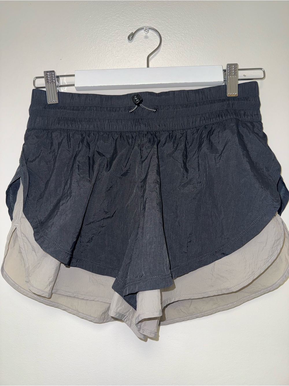 Peloton (Small) Black//Cream Sporty Layered Shorts